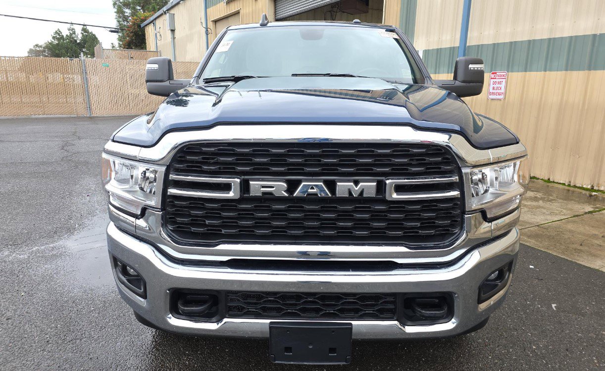 Used 2024 RAM 2500 Big Horn w/ Bed Utility Group image 3