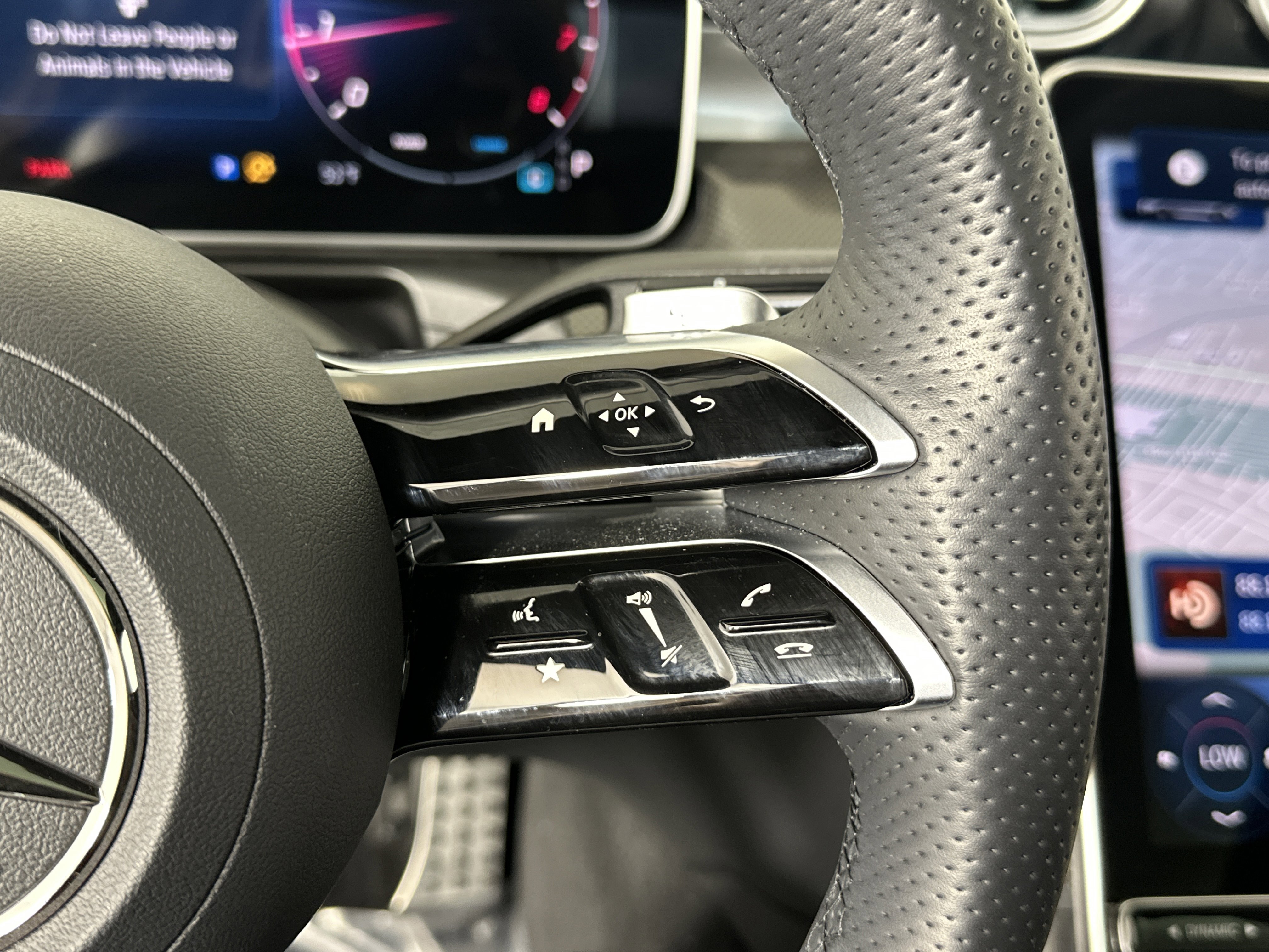 Certified 2024 Mercedes-Benz CLE 300 4MATIC Coupe image 29