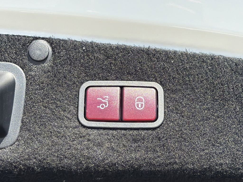 Used 2016 Mercedes-Benz S 550 4MATIC Sedan image 21