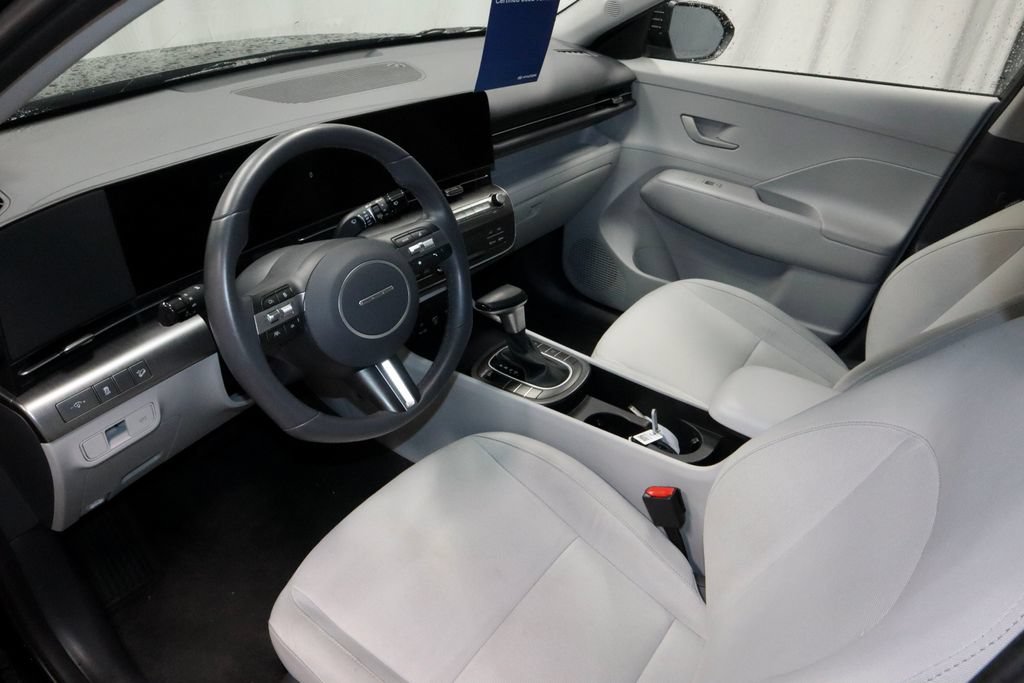 Certified 2025 Hyundai Kona SEL FWD image 24