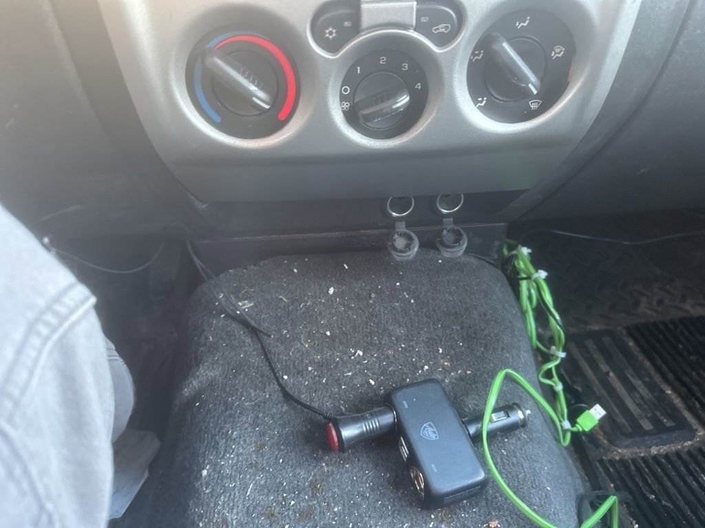 Used 2010 Chevrolet Colorado LT image 20