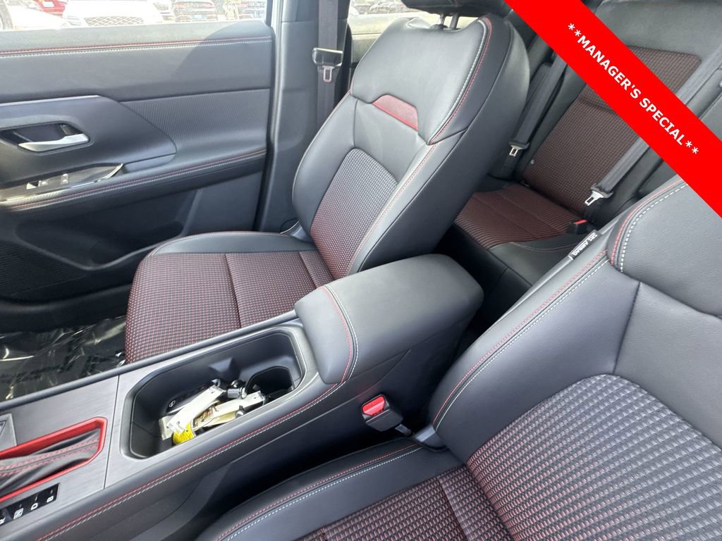New 2025 Nissan Kicks SR w/ SR Premium Package image 20