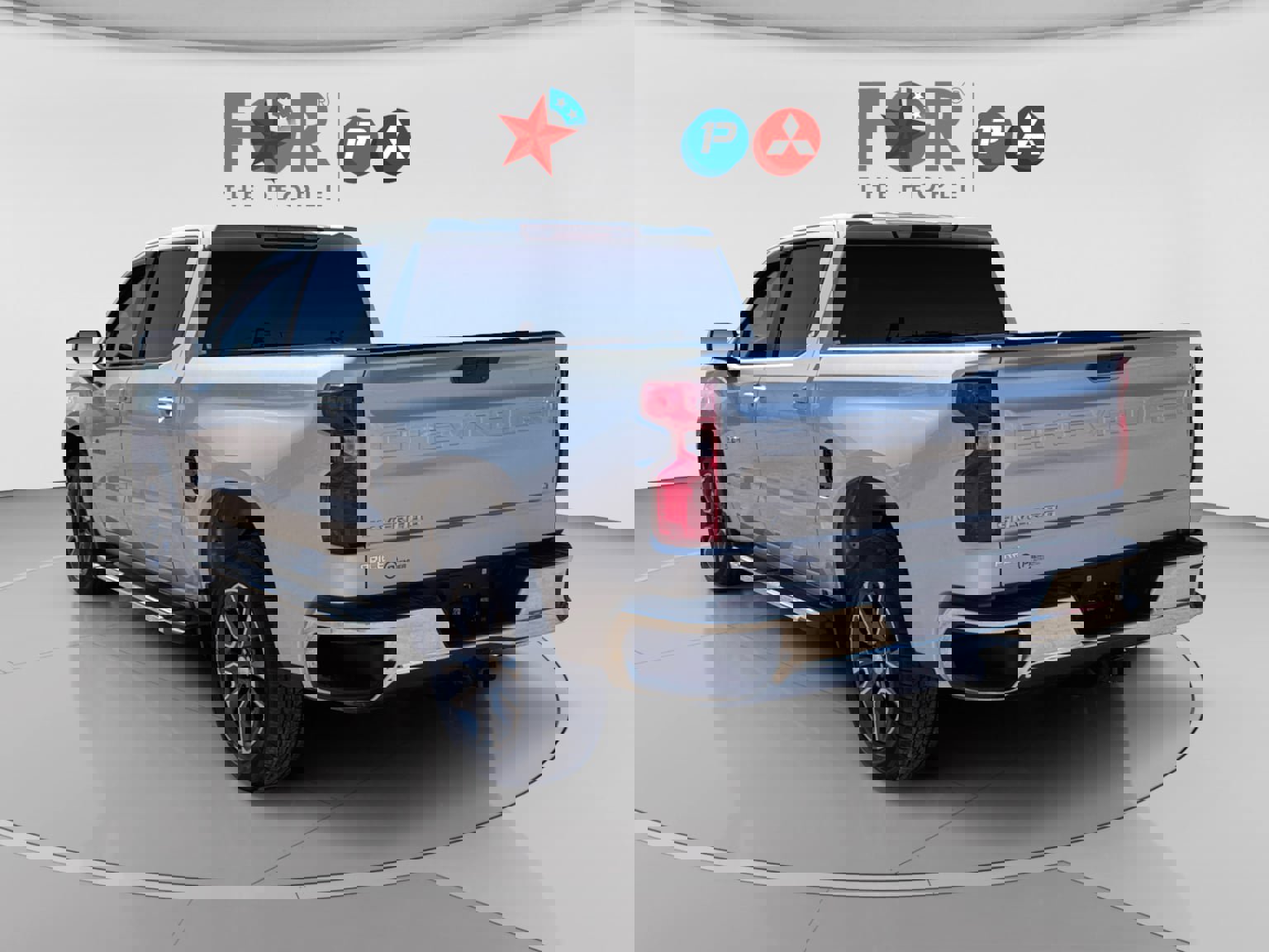 Used 2020 Chevrolet Silverado 1500 LT w/ Texas Edition image 3