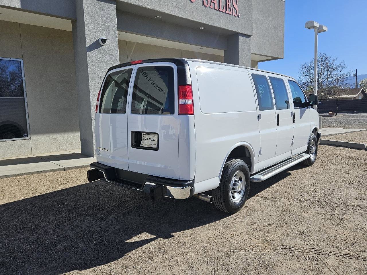 Used 2024 Chevrolet Express 2500 w/ Driver Convenience Package image 9