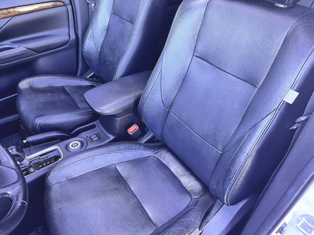 Used 2015 Mitsubishi Outlander GT image 13