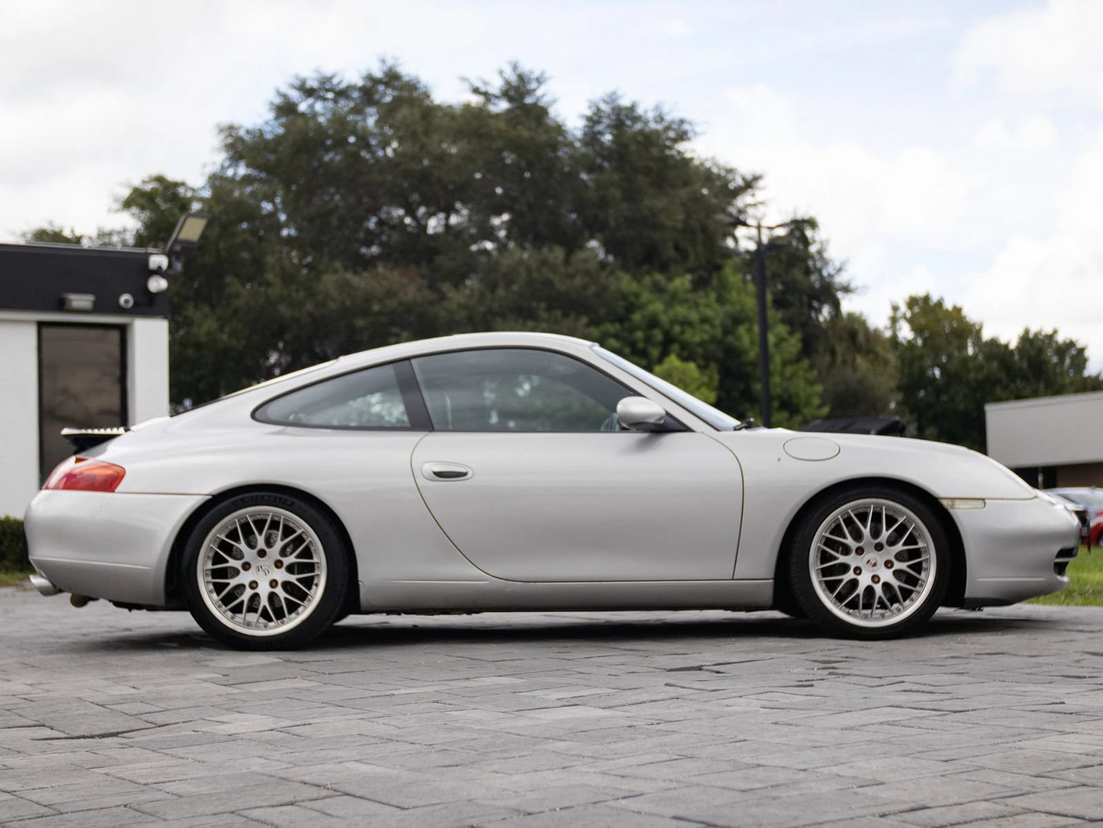 Used 1999 Porsche 911 Carrera RWD image 20