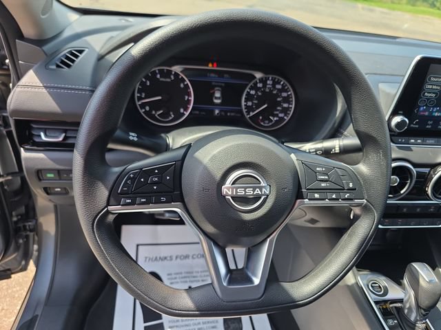 Certified 2025 Nissan Sentra SV w/ Trunk Package FWD image 14