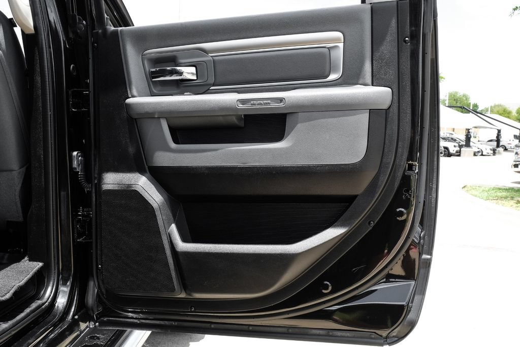 Used 2017 RAM 3500 Big Horn AWD/4WD image 47