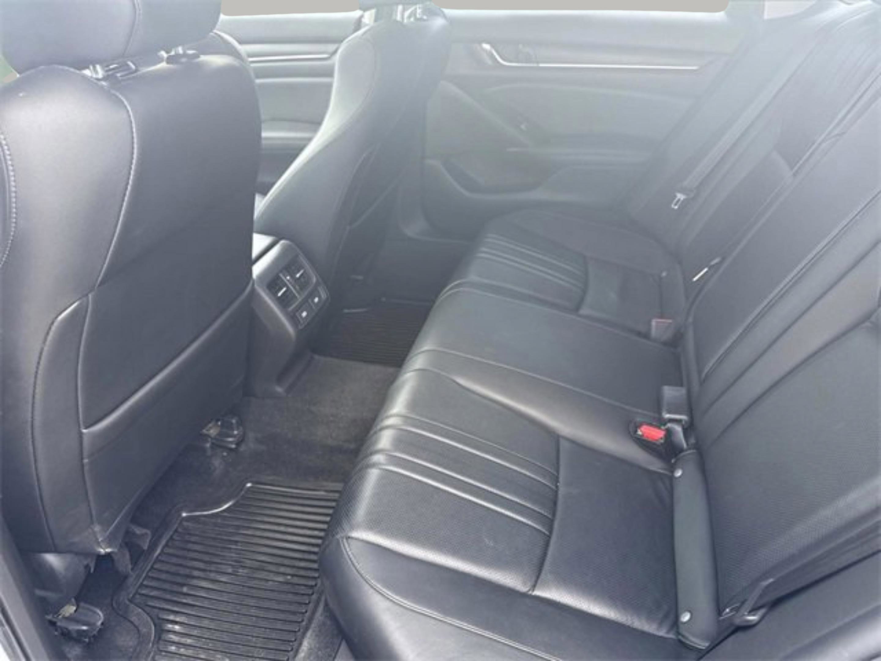 Used 2021 Honda Accord EX-L image 30