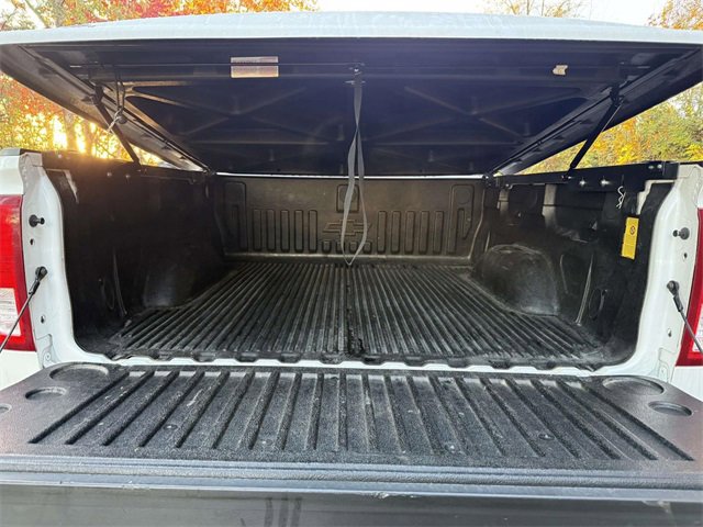 Used 2017 Chevrolet Silverado 1500 High Country image 11