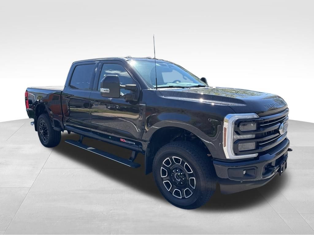 Used 2025 Ford F350 Platinum AWD/4WD image 9