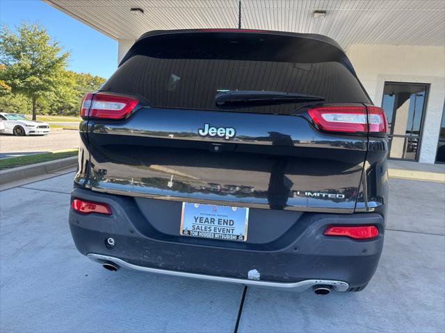 Used 2014 Jeep Cherokee Limited w/ Technology Group FWD image 3