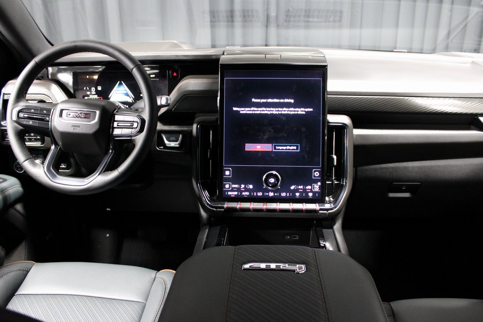 Used 2025 GMC Yukon XL AT4 w/ Premium Trailering Package image 18