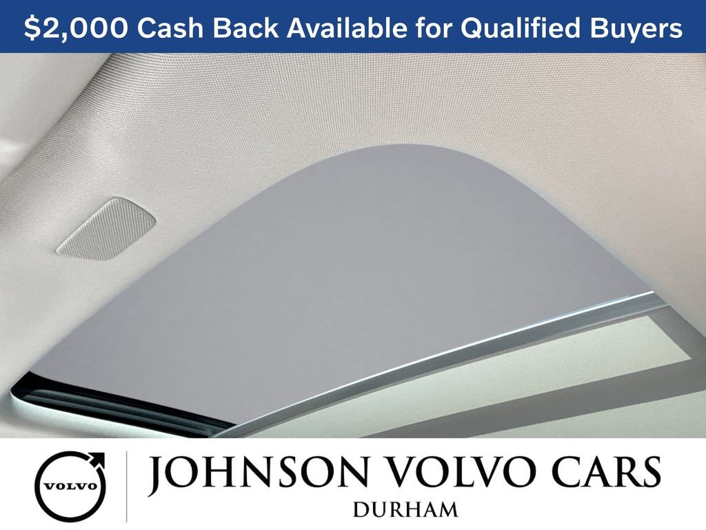 New 2026 Volvo XC60 T8 Ultra w/ Climate Package AWD/4WD image 16