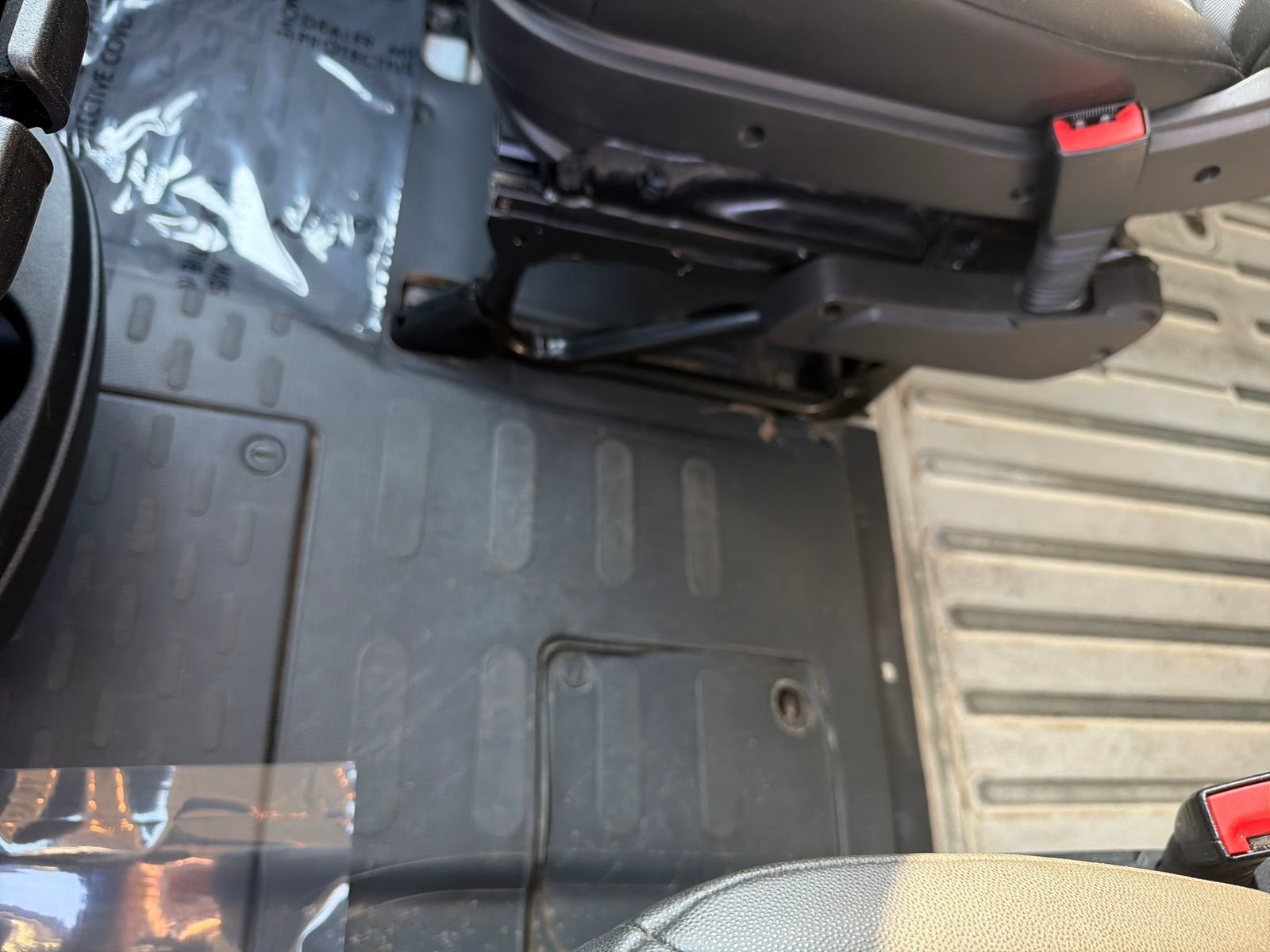Used 2026 RAM ProMaster 2500 w/ Convenience Group FWD image 32