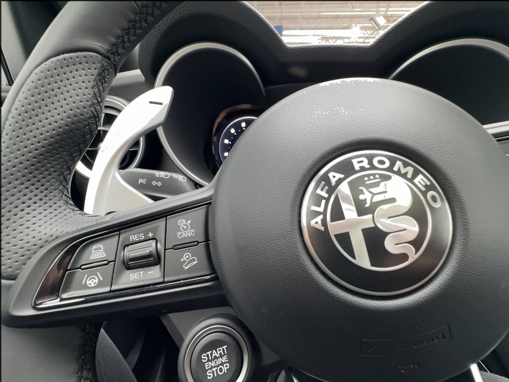 New 2026 Alfa Romeo Stelvio Sprint w/ Convenience Package AWD/4WD image 45
