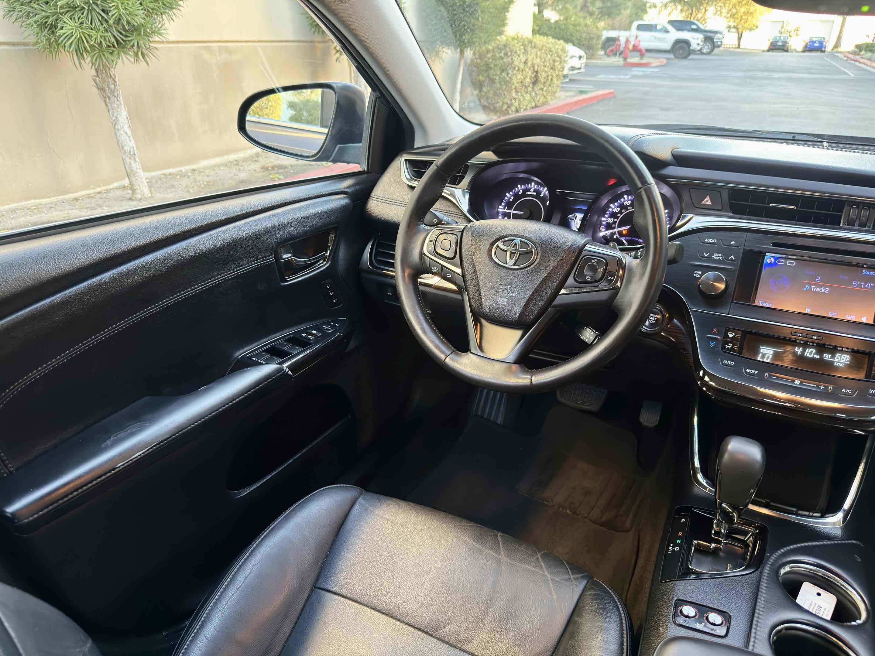 Used 2014 Toyota Avalon XLE Touring image 23