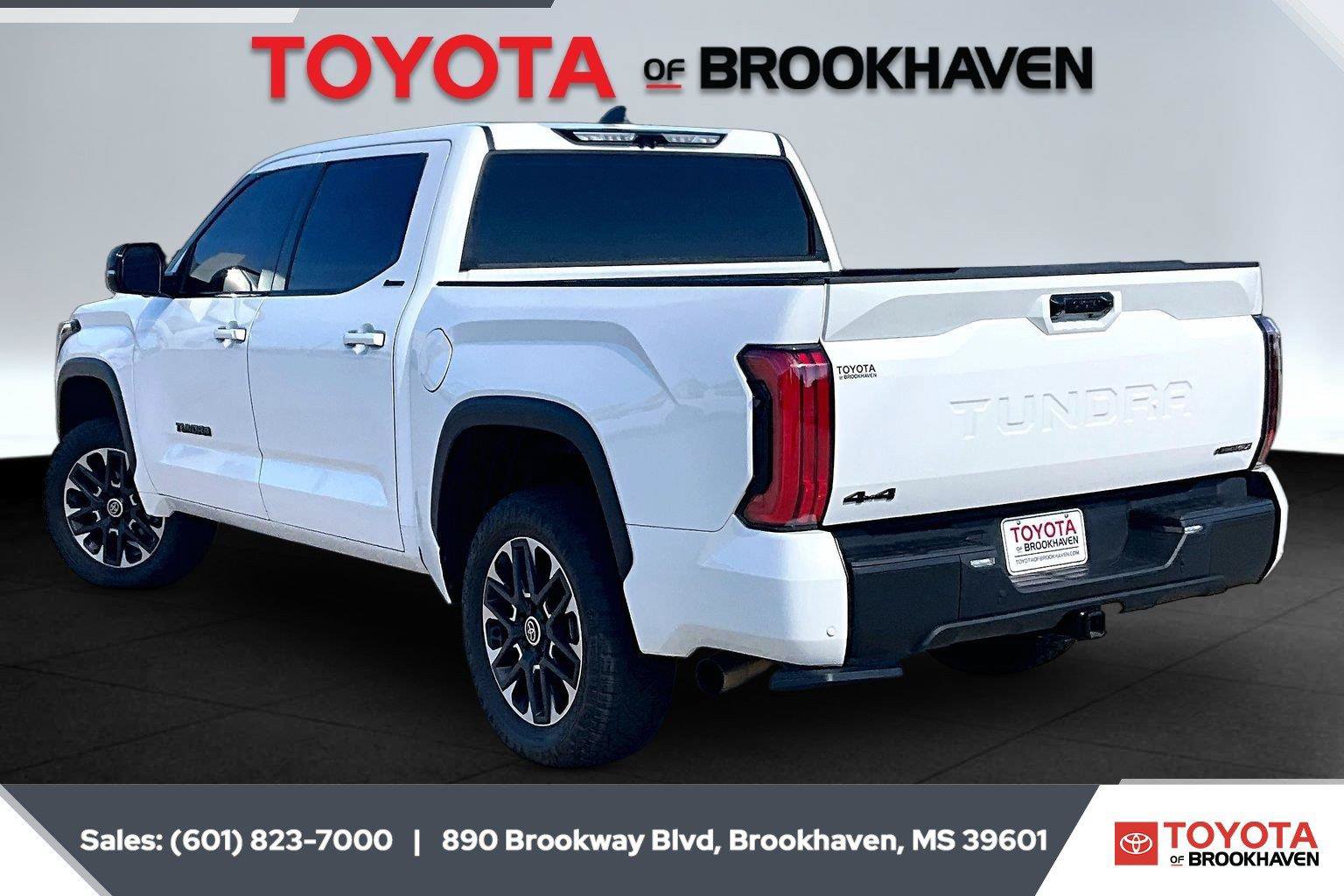 Used 2025 Toyota Tundra Limited AWD/4WD image 2
