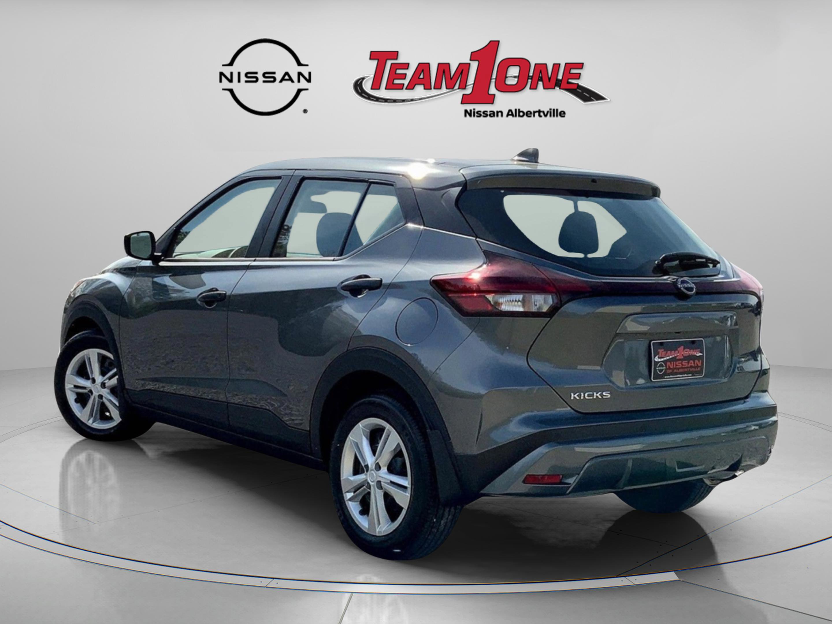 New 2025 Nissan Kicks Play S image 4