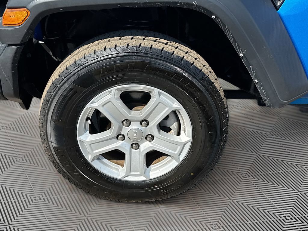 Used 2022 Jeep Wrangler Unlimited Sport image 33