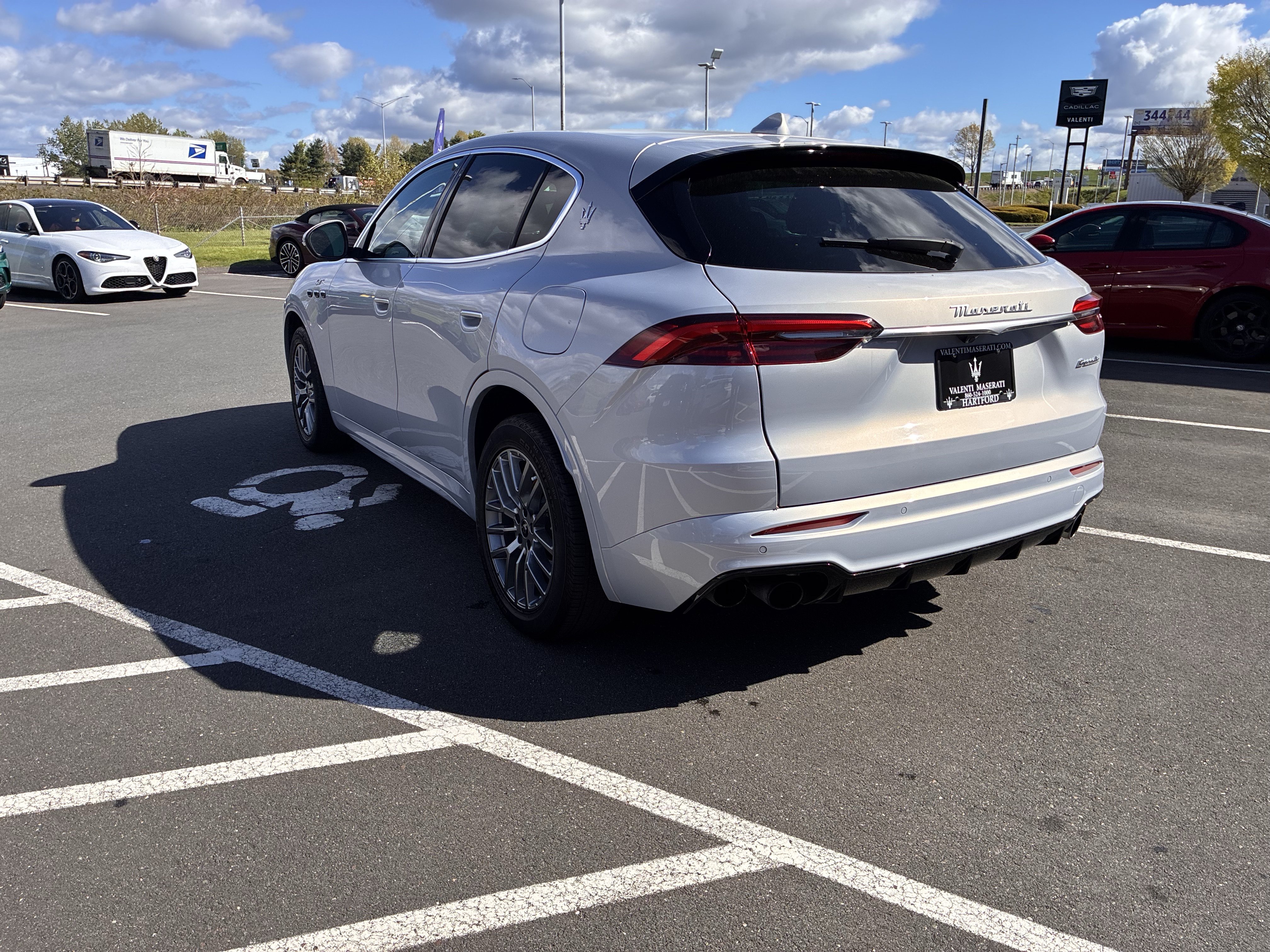 Used 2024 Maserati Grecale Modena AWD/4WD image 9