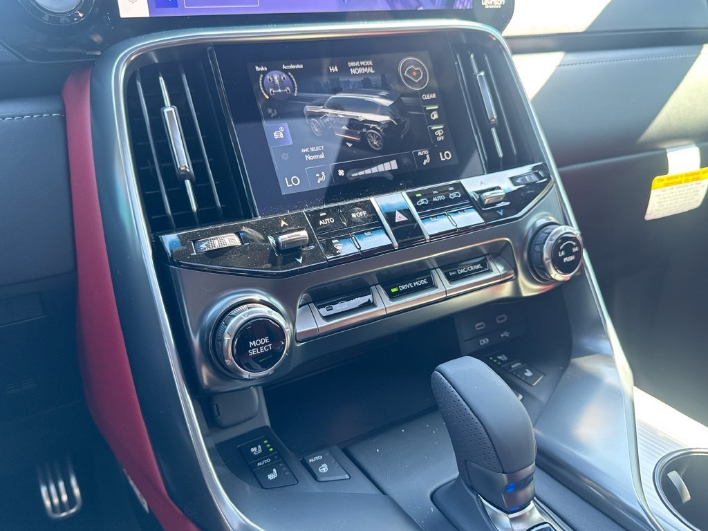 New 2026 Lexus LX 700h F Sport AWD/4WD image 28