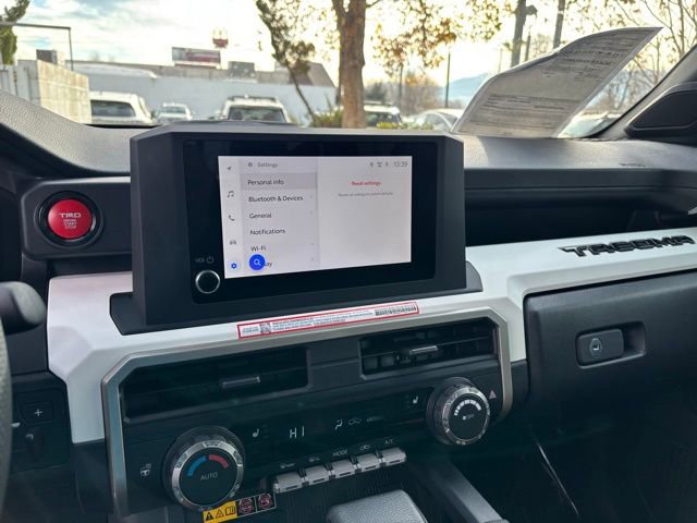 Used 2024 Toyota Tacoma TRD Off-Road image 23