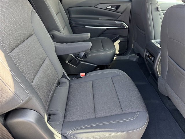 Certified 2025 Chevrolet Traverse LT image 7