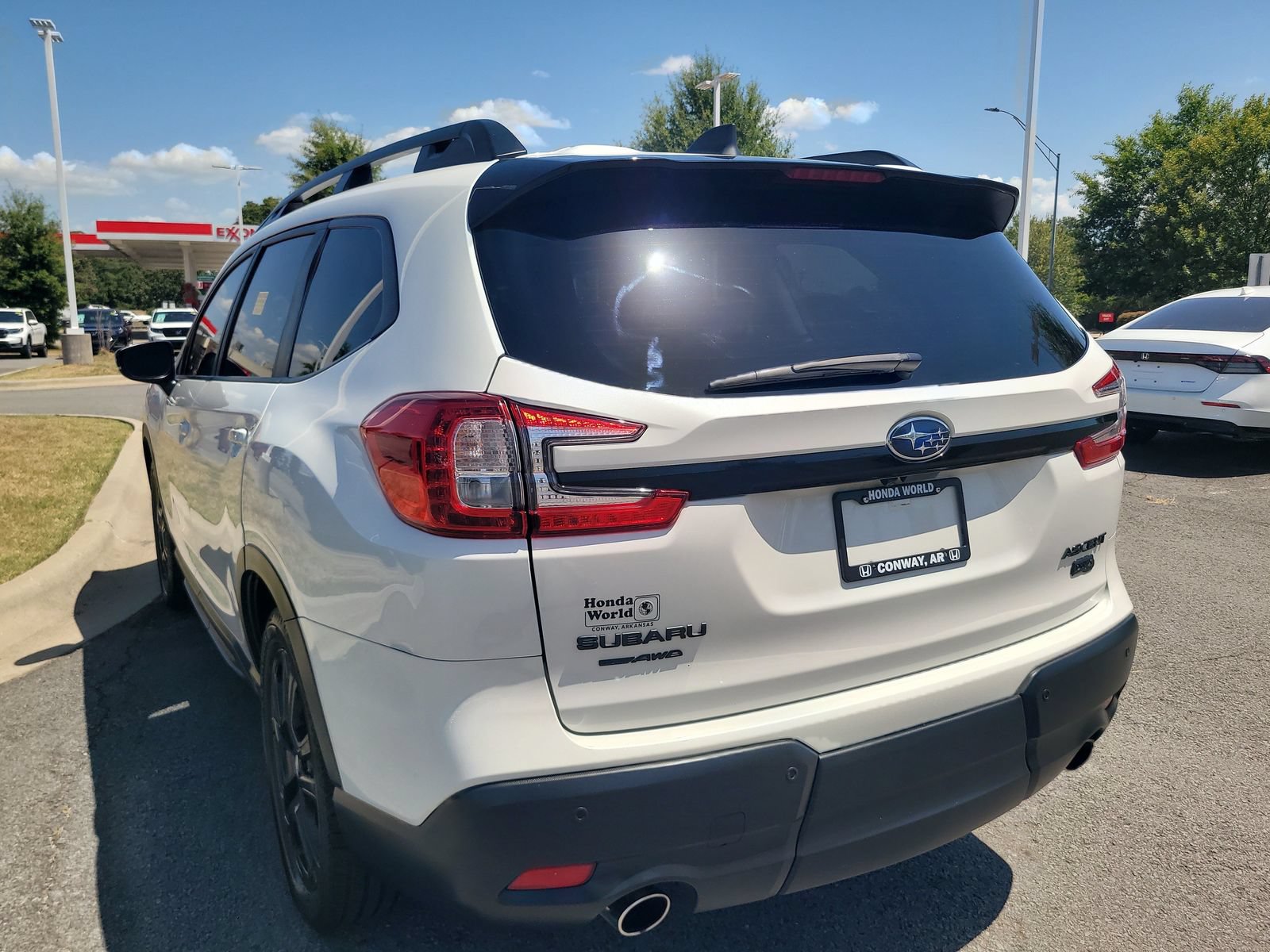 Used 2024 Subaru Ascent Onyx Edition AWD/4WD image 5
