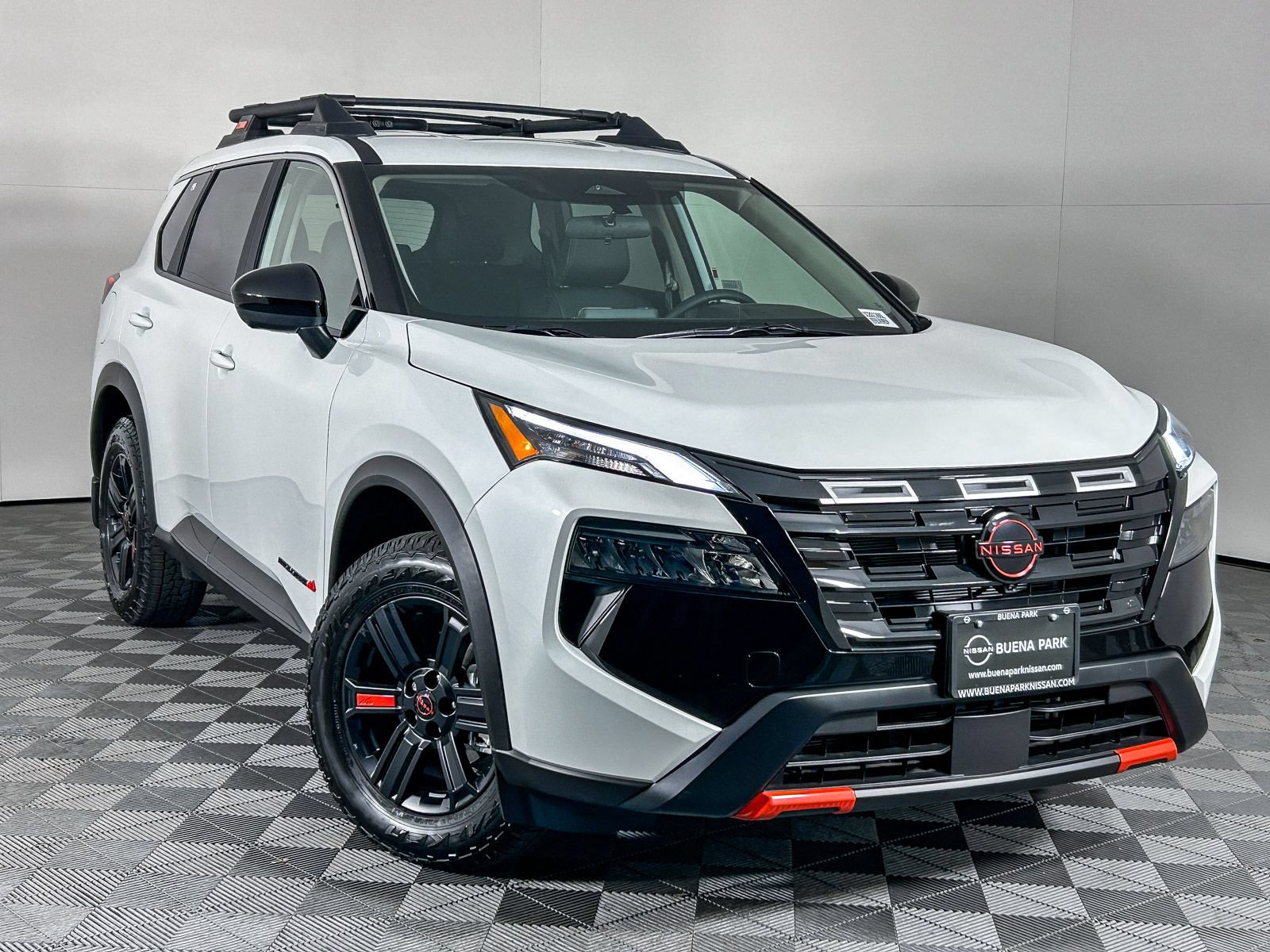 Used 2025 Nissan Rogue SV