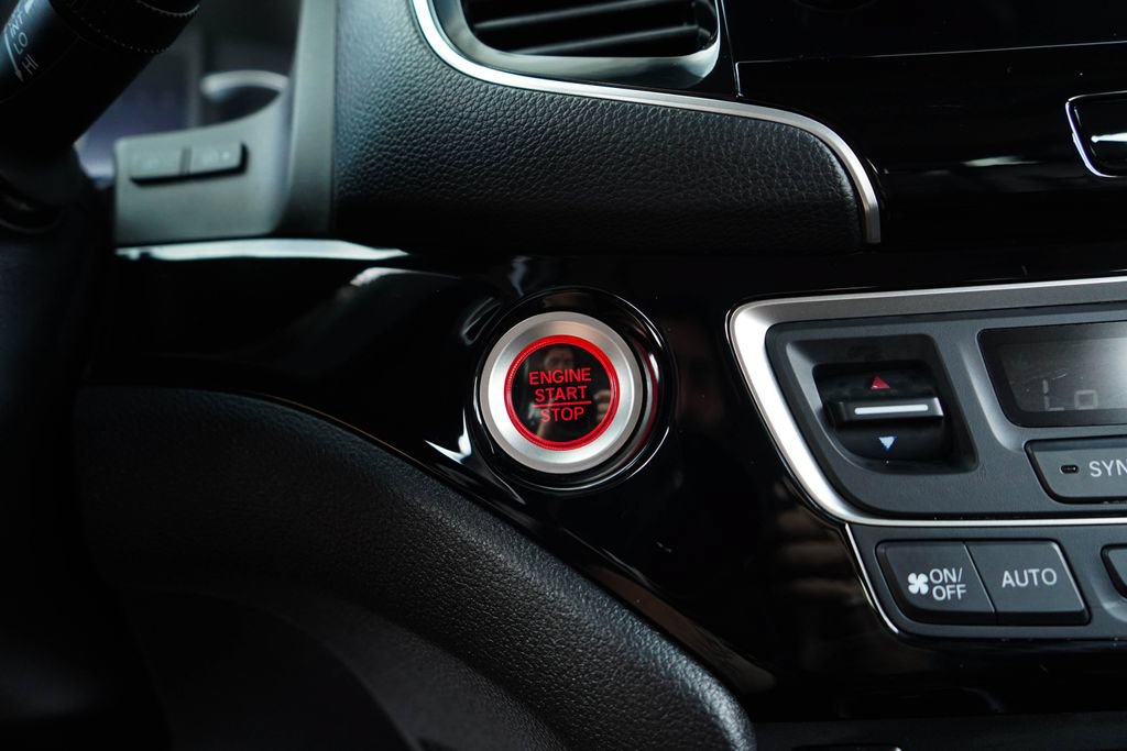 Used 2019 Honda Pilot Touring image 31