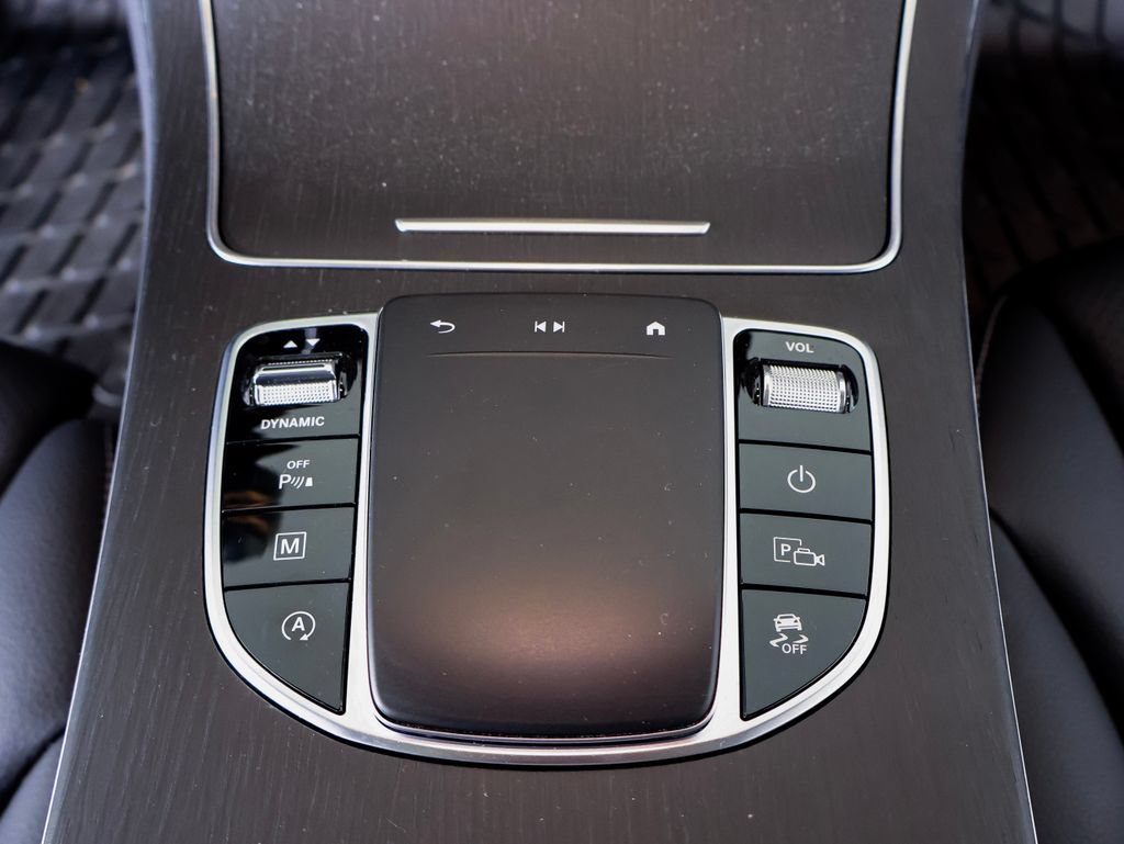 Used 2022 Mercedes-Benz GLC 300 4MATIC image 16