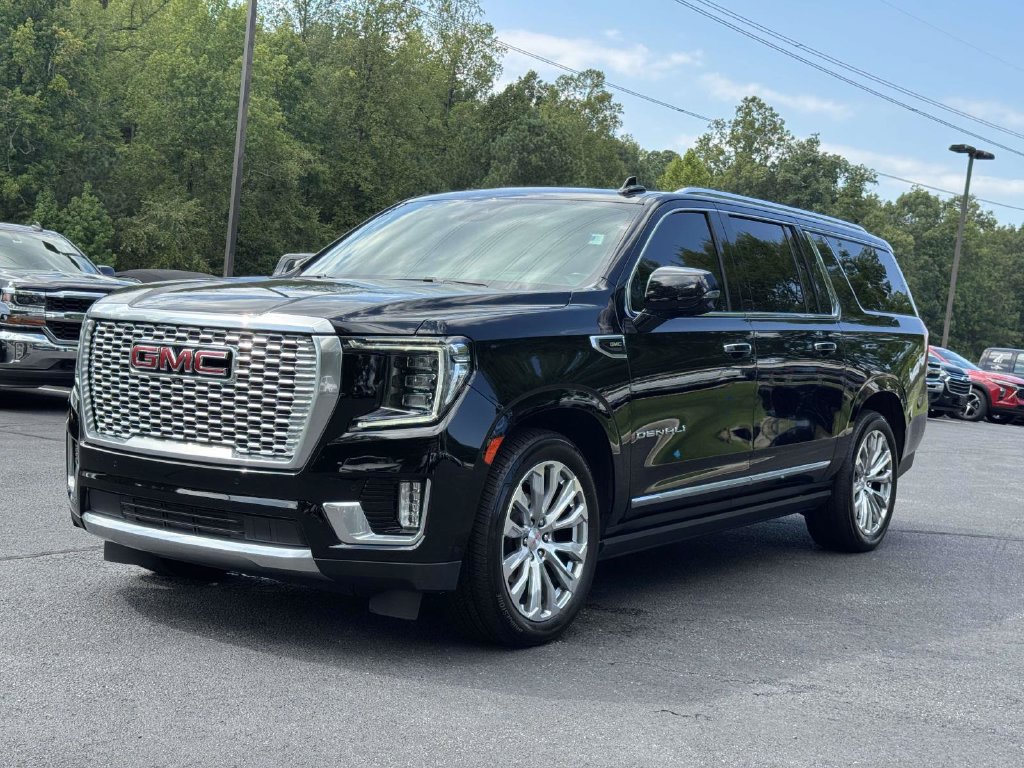 Used 2023 GMC Yukon XL Denali w/ Max Trailering Package AWD/4WD image 28