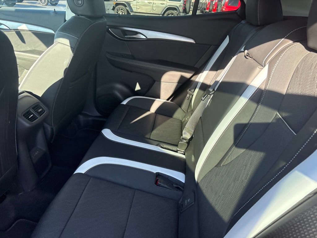 Used 2024 Buick Envision Sport Touring AWD/4WD image 13