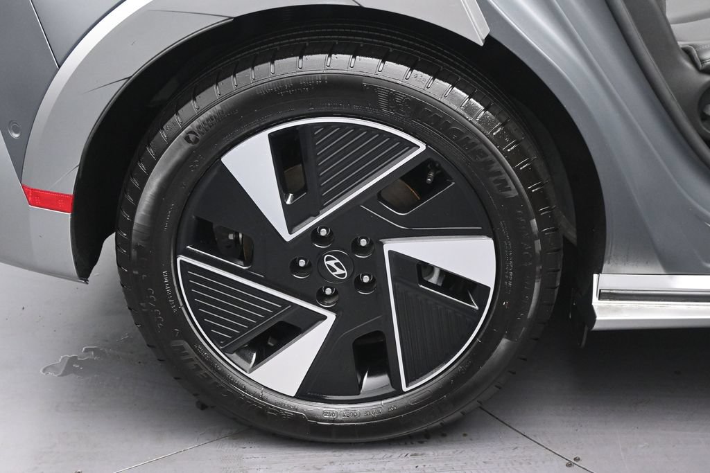 Used 2025 Hyundai Ioniq 5 Limited RWD image 39