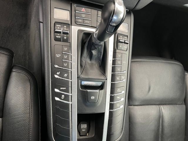Used 2018 Porsche Macan S image 18