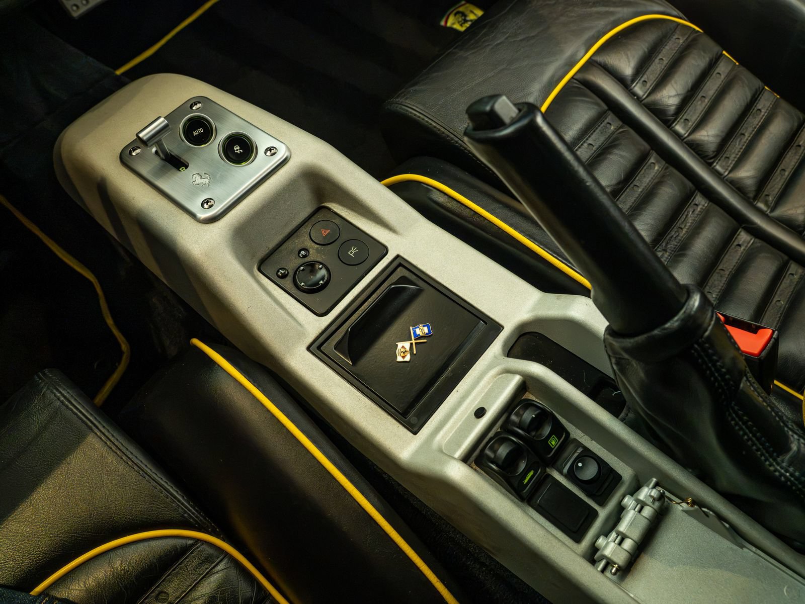 Used 2001 Ferrari 360 Modena RWD image 15