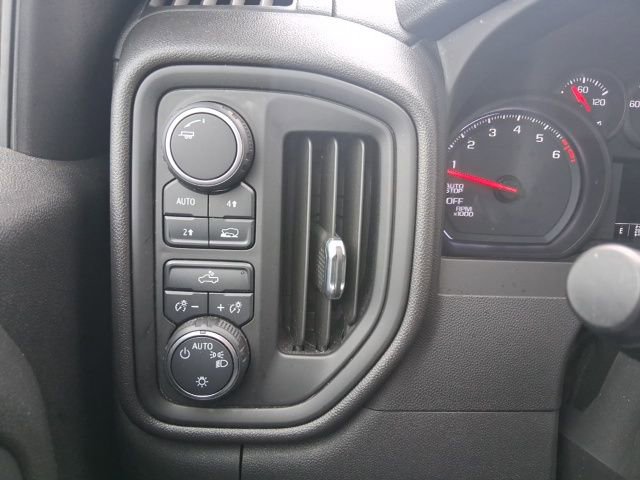Used 2020 Chevrolet Silverado 1500 Custom w/ Custom Convenience Package image 17