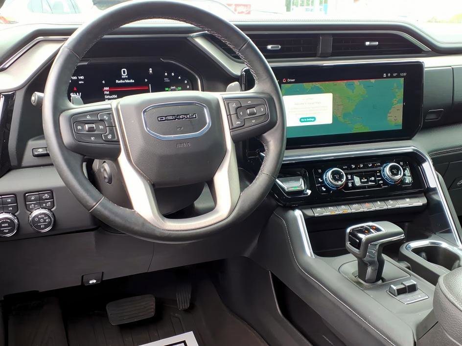 Used 2024 GMC Sierra 1500 Denali w/ Technology Package image 13