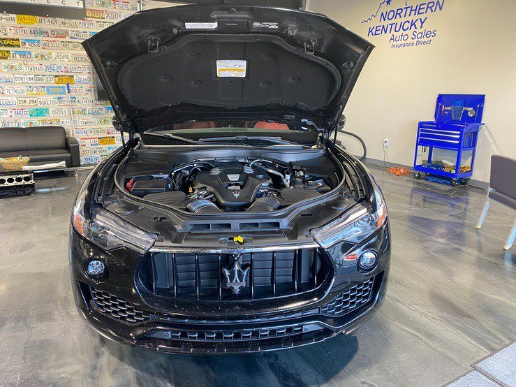 Used 2018 Maserati Levante GranSport image 22