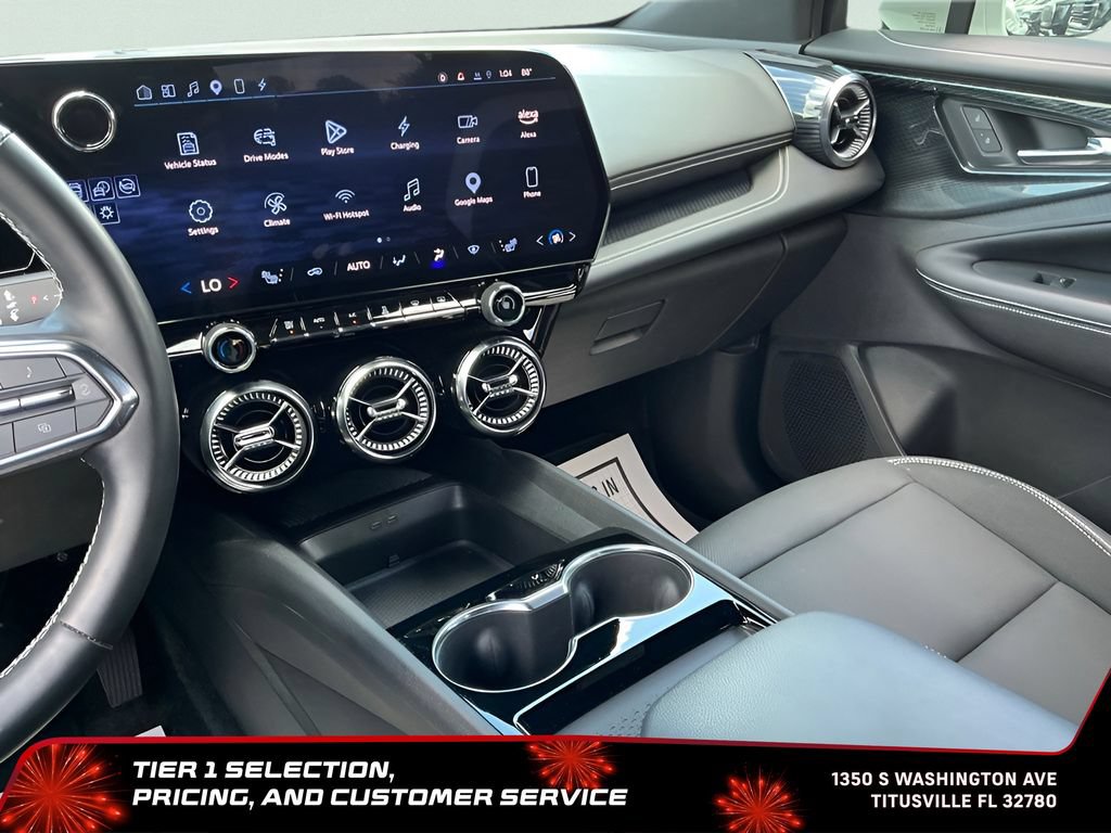 Used 2024 Chevrolet Blazer EV LT AWD/4WD image 39
