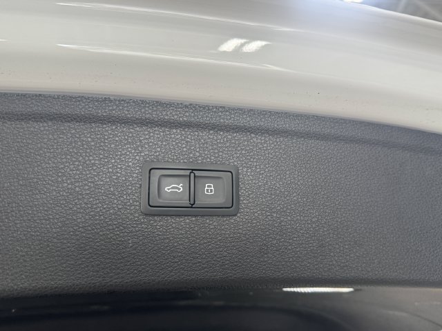 Used 2019 Audi Q5 Premium Plus w/ Convenience Package AWD/4WD image 36