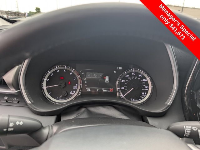 Used 2025 Toyota Highlander XLE AWD/4WD image 22
