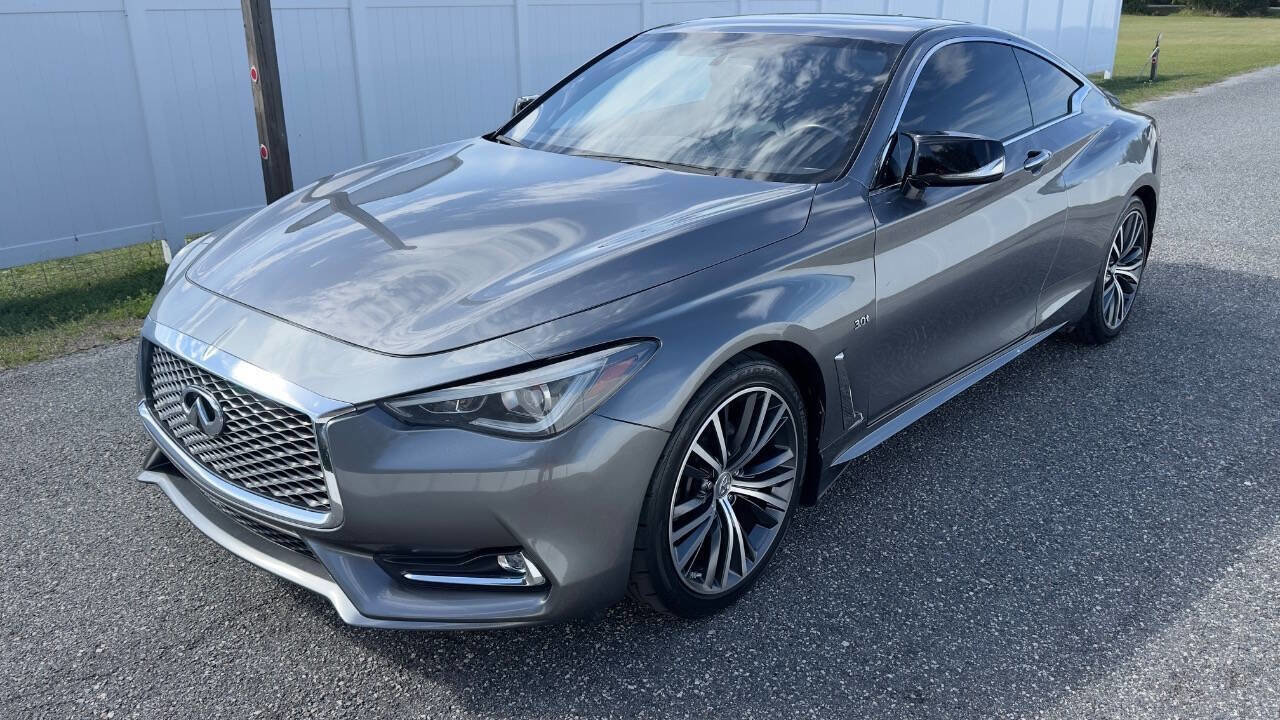 Used 2018 INFINITI Q60 3.0t Luxe w/ Sensory Package 3.0T Luxe image 2