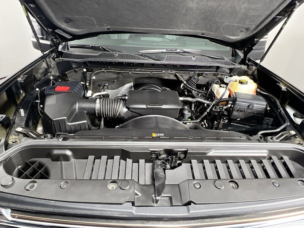 Certified 2022 Chevrolet Silverado 2500 High Country w/ LPO, Dark Essentials Package image 32