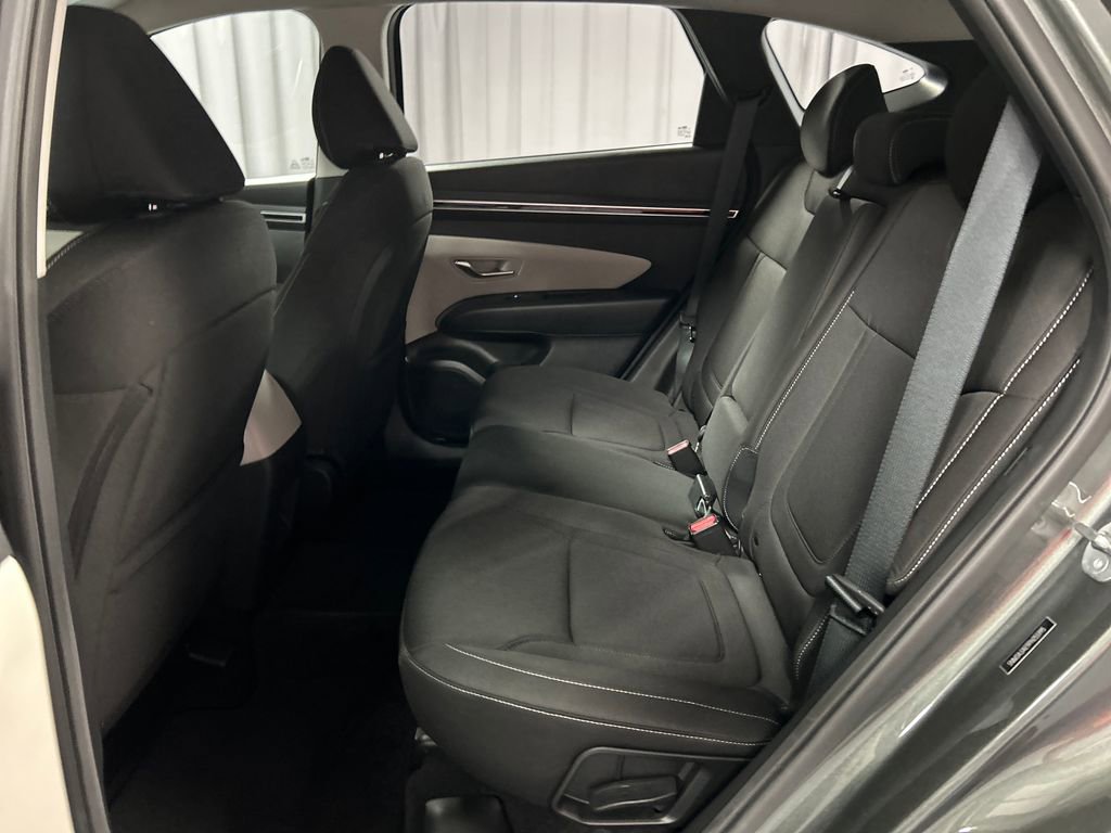 Used 2023 Hyundai Tucson SE image 20