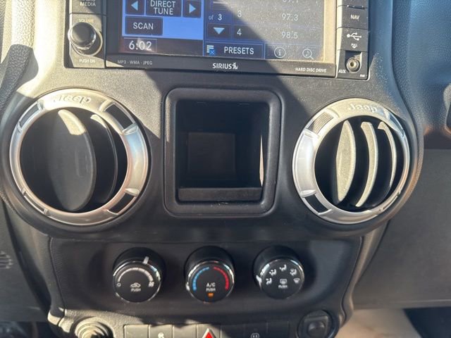 Used 2012 Jeep Wrangler Rubicon w/ Dual Top Group image 17