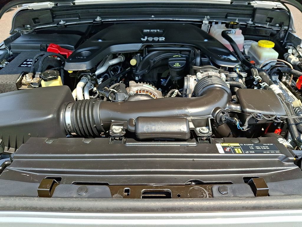 Used 2018 Jeep Wrangler Sport AWD/4WD image 28