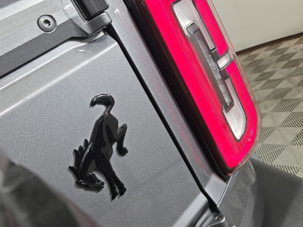 Used 2024 Ford Bronco Wildtrak image 10
