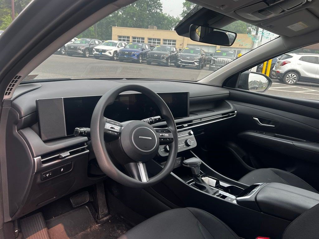Certified 2025 Hyundai Tucson SE AWD/4WD image 12